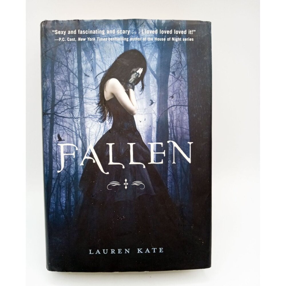 "Fallen" By Lauren Kate Hardcover Edition Dust Jacket 2009 Fantasy Fiction 2009